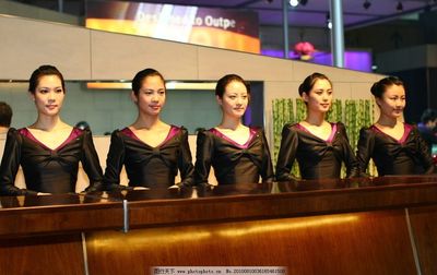 專業服務員禮儀 形象與服務并重的藝術