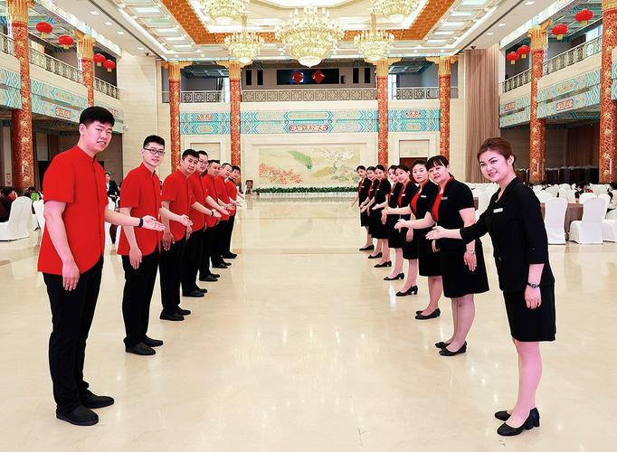 南郊賓館“從心出發”服務禮儀培訓 以匠心致初心，以禮儀塑卓越